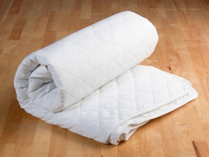 mattress-pad-rolled