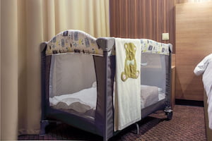 baby-bed-play-yard-style