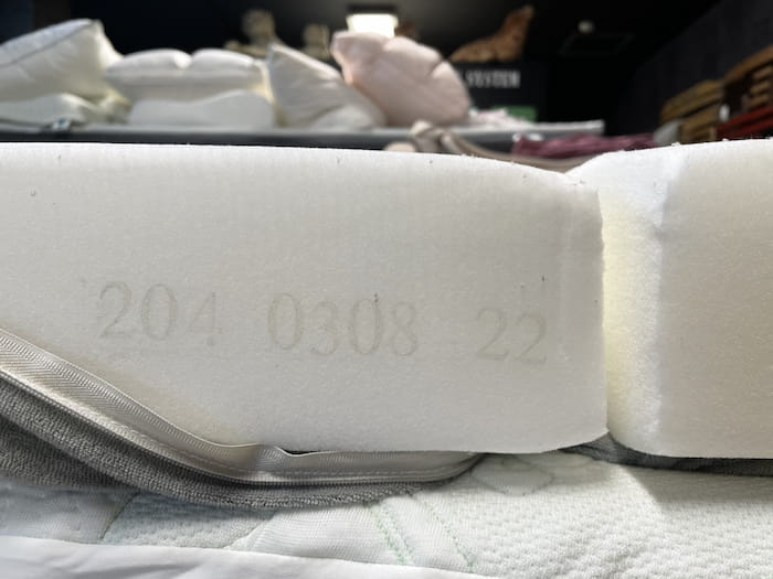 foam-condition-after-5-days-tansu-no-gen-mattress