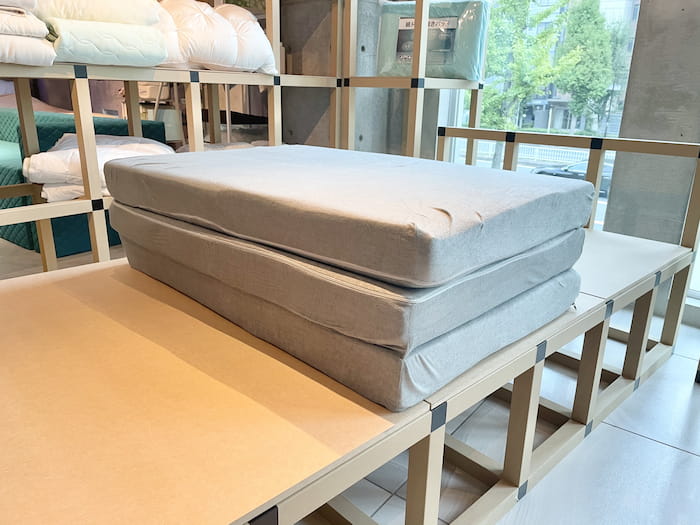 folded-tansu-no-gen-mattress