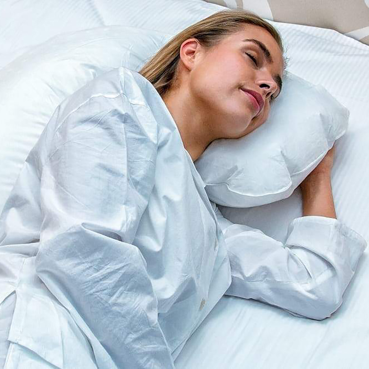 ✨極上の眠りを✨安眠枕 低反発枕 まくら　快眠枕 寝返り・呼吸分散 体圧分散　f